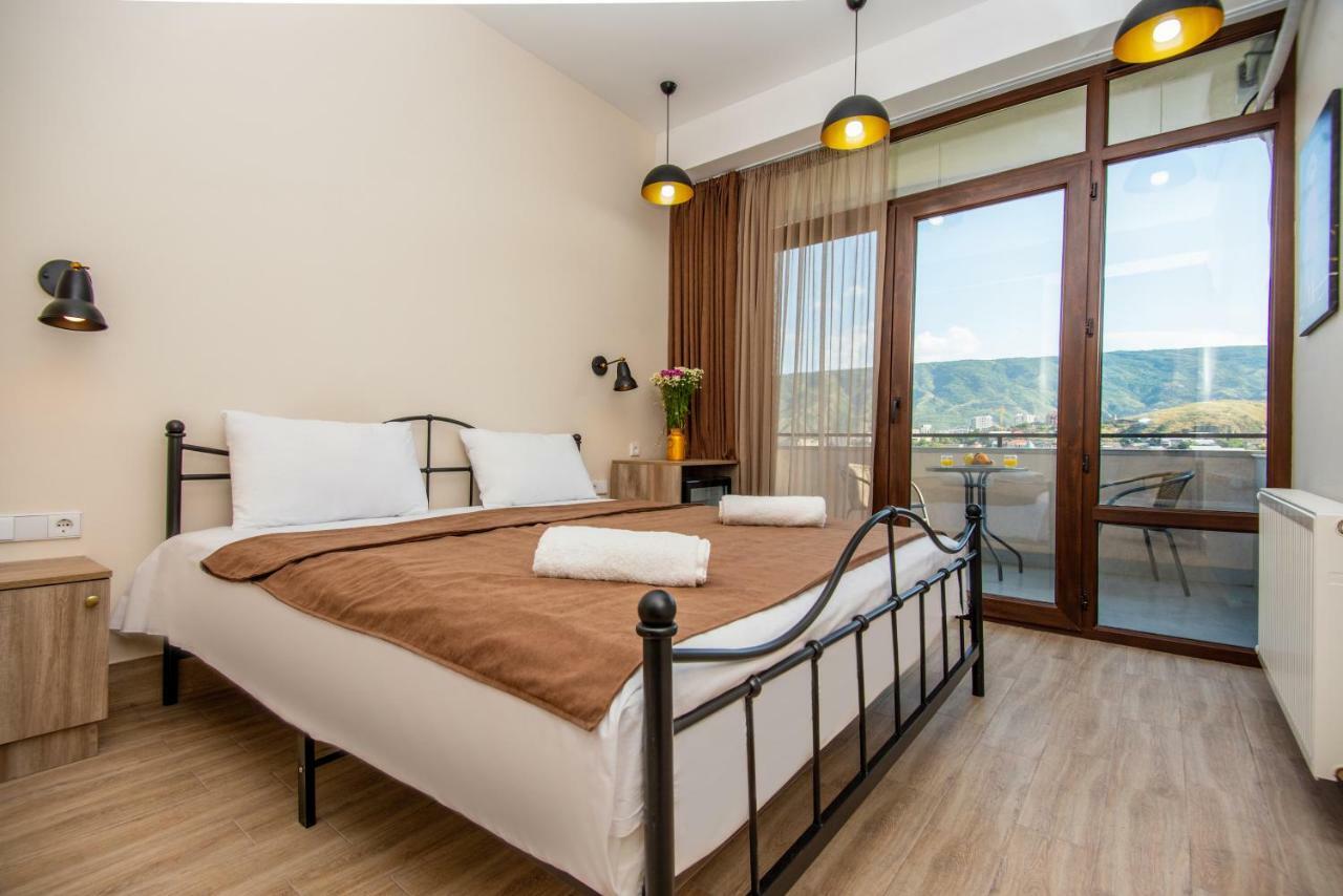 Tonusi Luxe Hotel In The Historic City Center ティビリシ エクステリア 写真