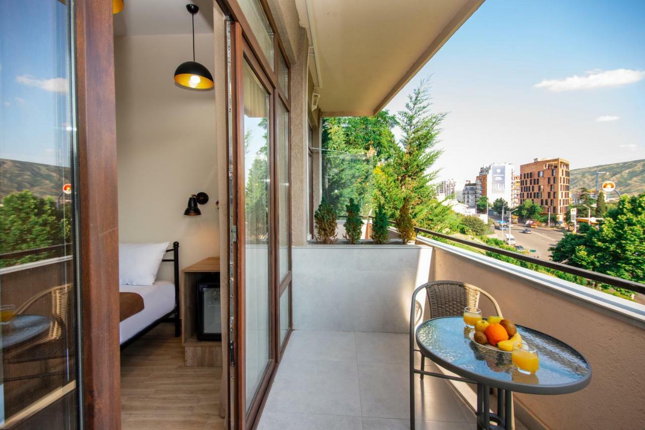 Tonusi Luxe Hotel In The Historic City Center ティビリシ エクステリア 写真
