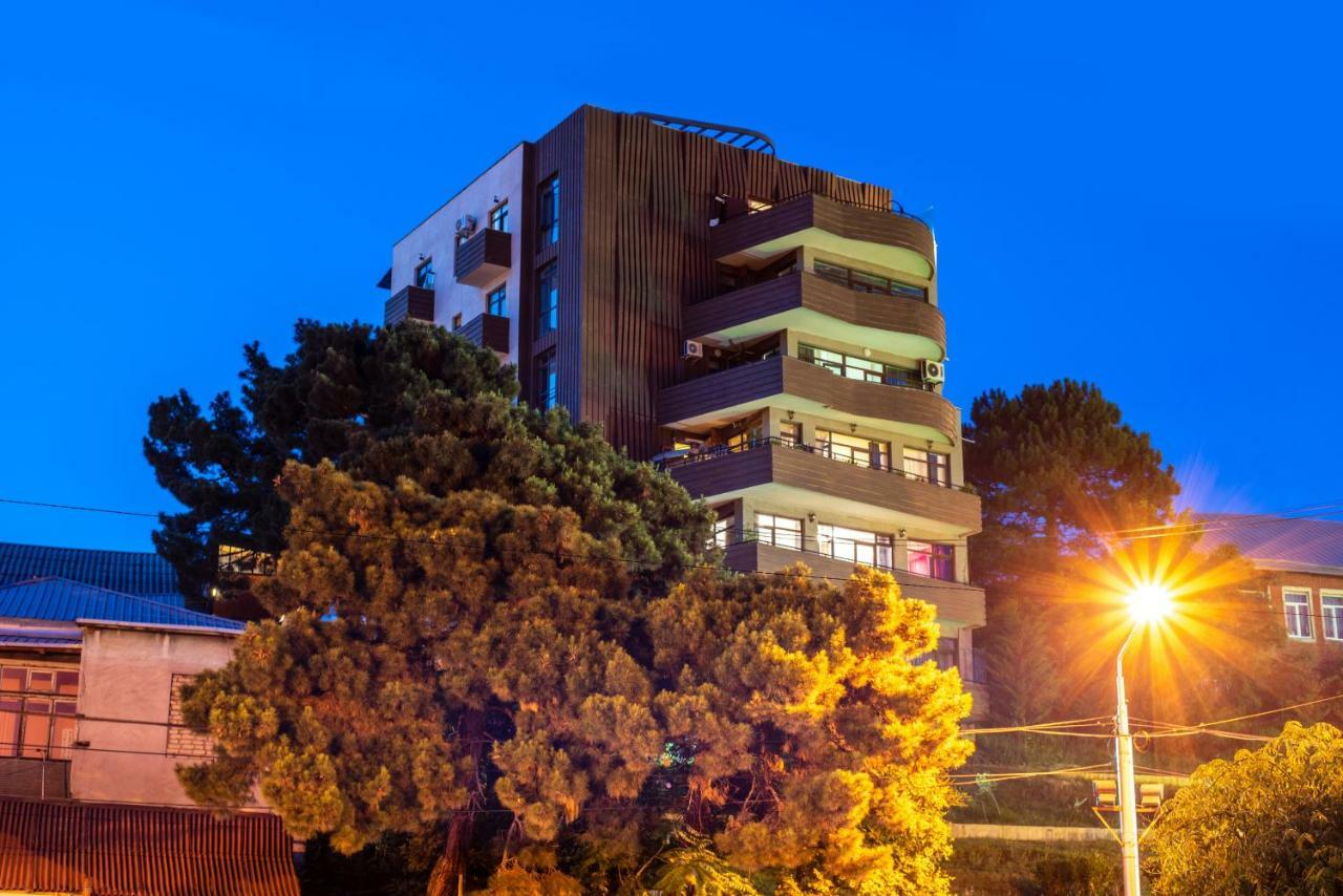 Tonusi Luxe Hotel In The Historic City Center ティビリシ エクステリア 写真